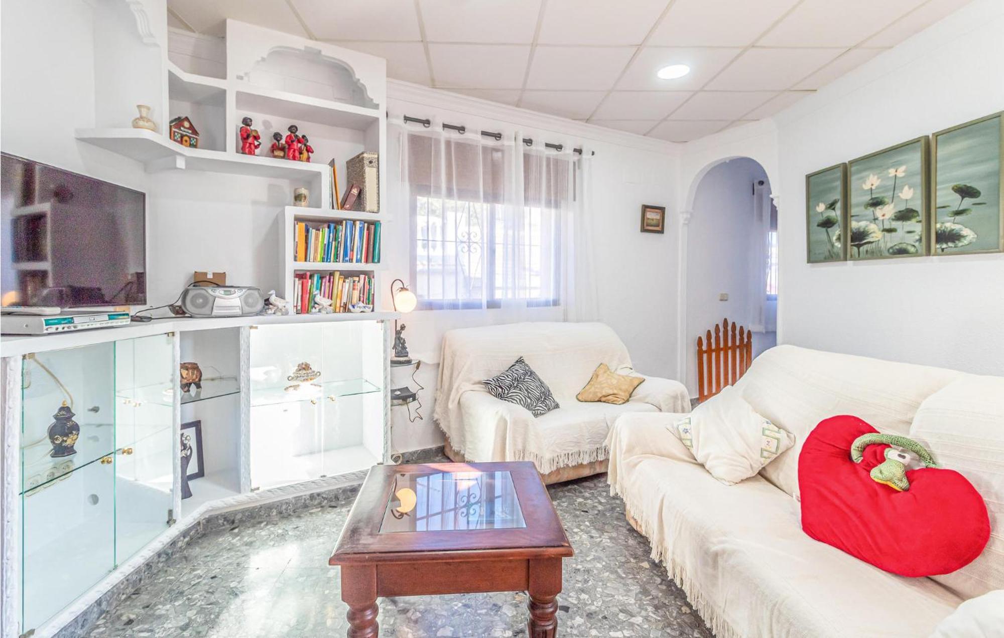 Stunning Home In Mlaga With 2 Bedrooms And Wifi 马拉加 外观 照片